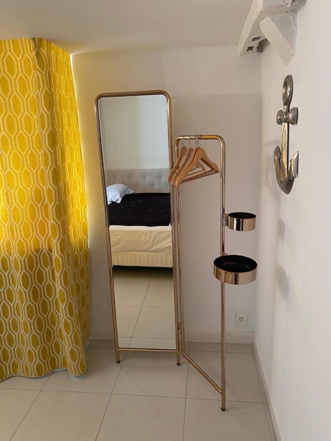 Chambre D'Hotes Du Carre Des Arts Онфлёр Экстерьер фото